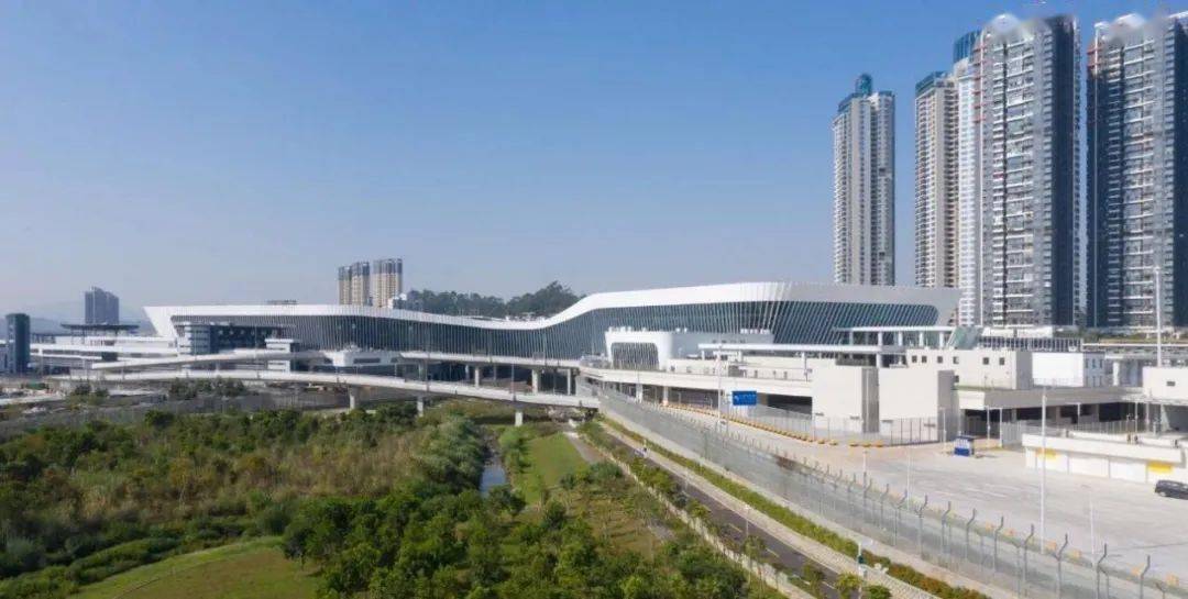 深圳莲塘人口_深圳莲塘口岸图片(2)
