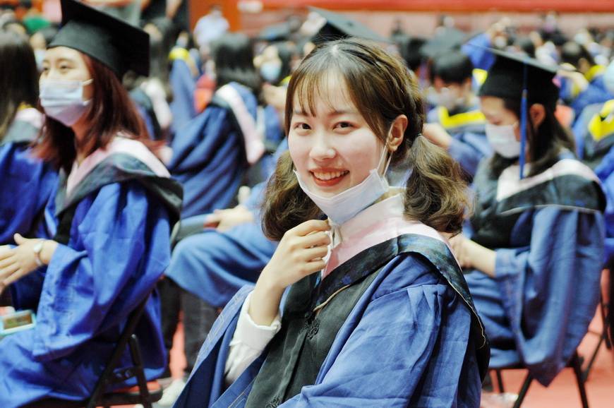 云聚|“隔屏不隔爱”！大学生“云聚”毕业典礼说再见