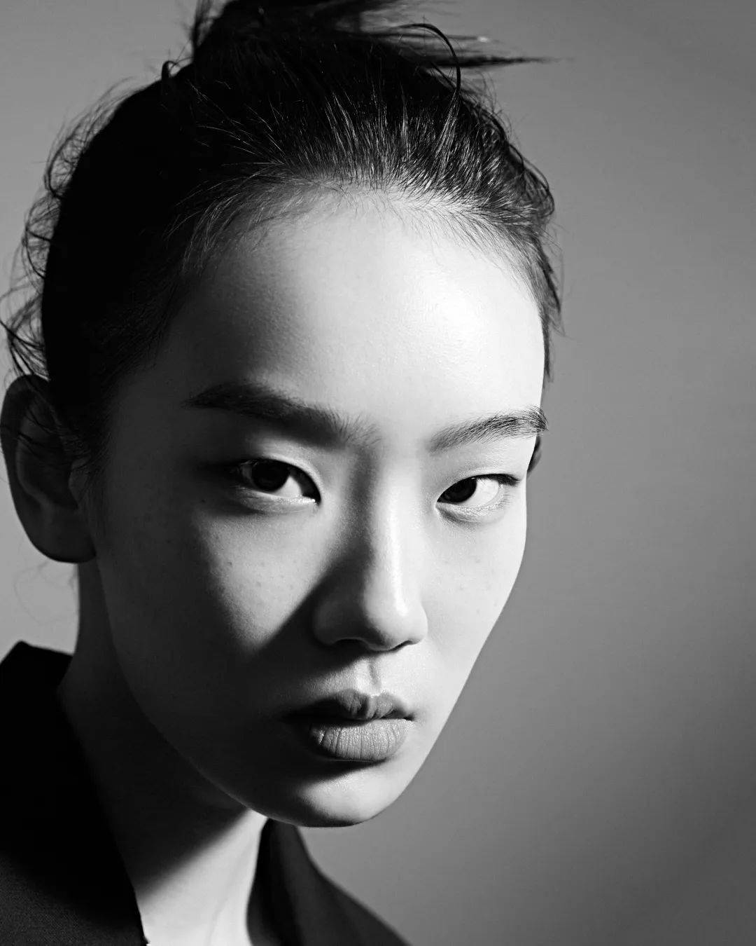 白姗|李泽懿&白姗最新大片来袭！是时候领略下东方宾利家仙女模特的魅力了...