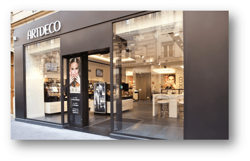 夏日|黄晓明狂流汗不脱妆，杨超越的“落泪女团妆”上热搜！一线女星背后百万化妆师的夏日最强无暇底妆教程送上！