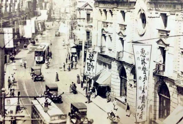 汽车|民国时，车靠左行驶，为何后来改为靠右？