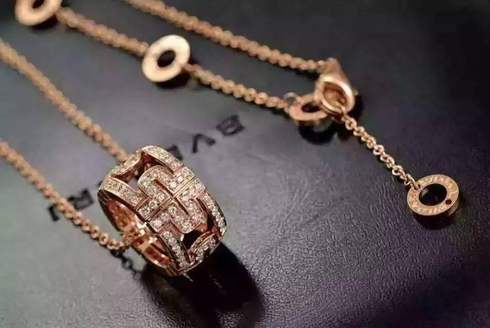 黄金|彩金戴久了竟然会掉色？不是买到假货，就是.....