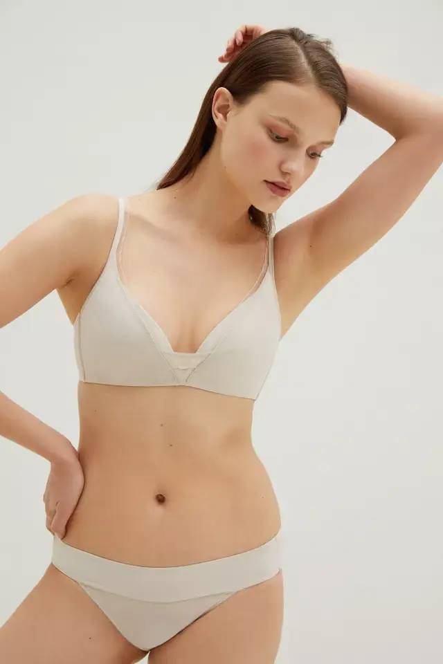 Nude|天津首家 | NEIWAI内外新店启幕 没有一种身材是微不足道的