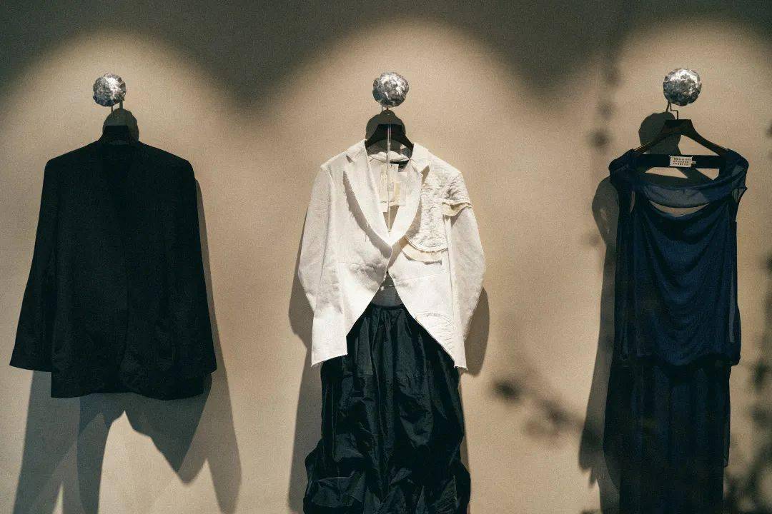 时装|今天逛了广州 3 家时装买手店，余额瞬间少了一半