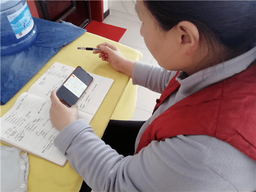 山东|【关注】疫情中的距离与联系 山东福彩人的高考作文这样答