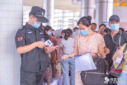 高考|现场直击｜广东高考评卷今天正式开始！网友：老师，请手下留分