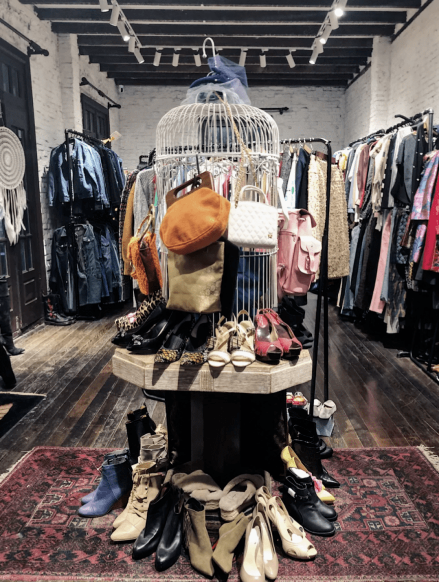 photo|时髦精必备！打卡魔都『Vintage中古店』，奢侈大牌超低价！随意买！