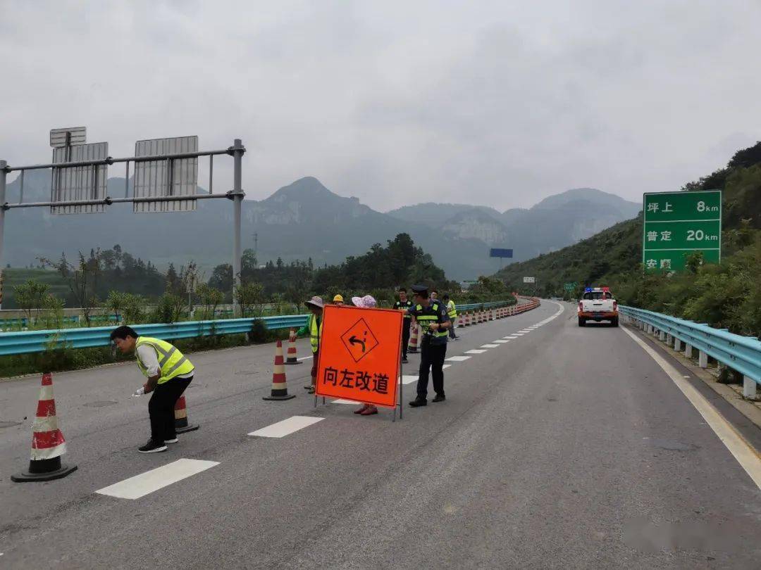 注意!仁望高速织普段道路施工,今日起单幅双向通行