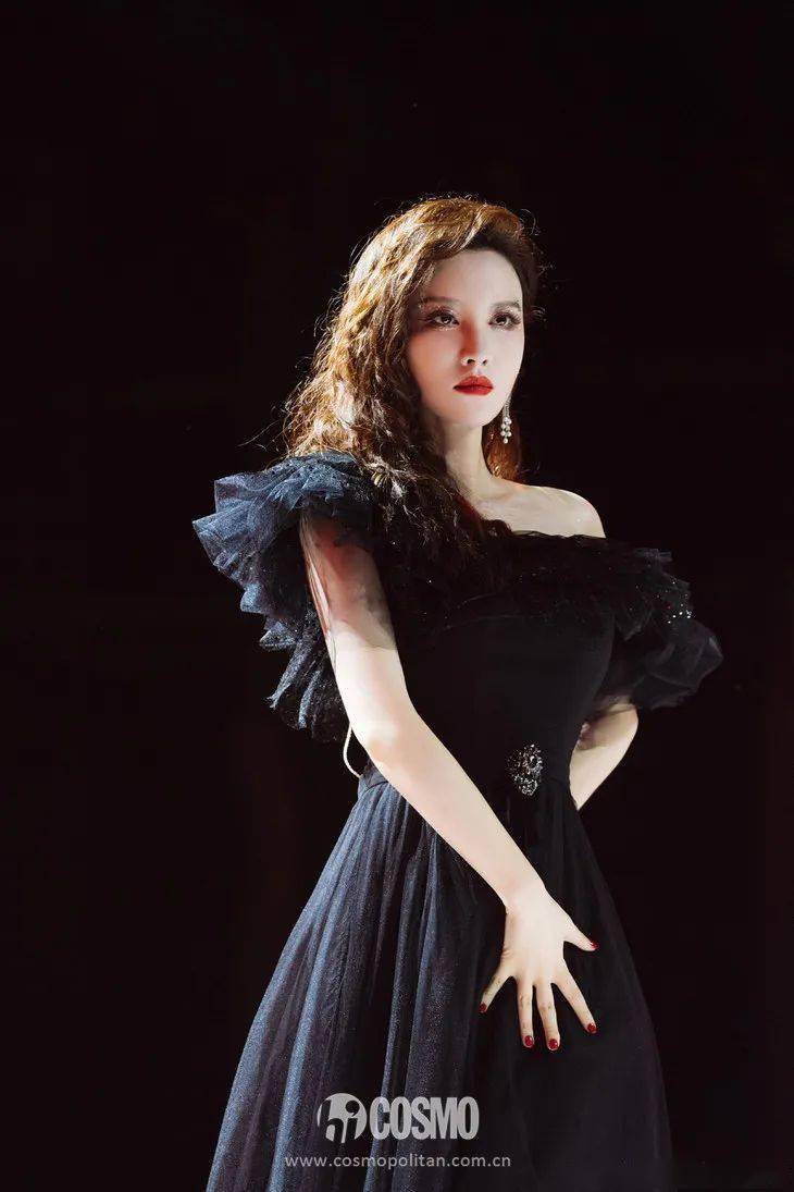 姐姐|时髦办 | 乘风破浪的老板娘萌萌子，AKA人间反黑站