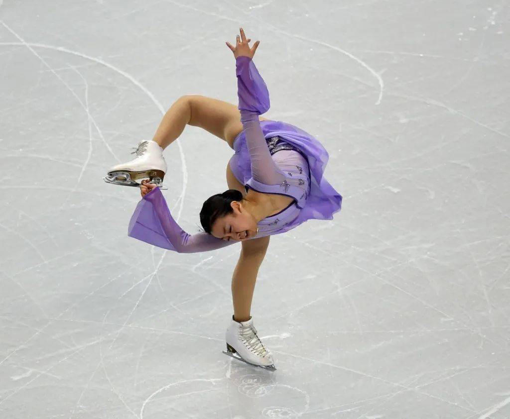 服装|冰雪时尚，我很冷但我也很美