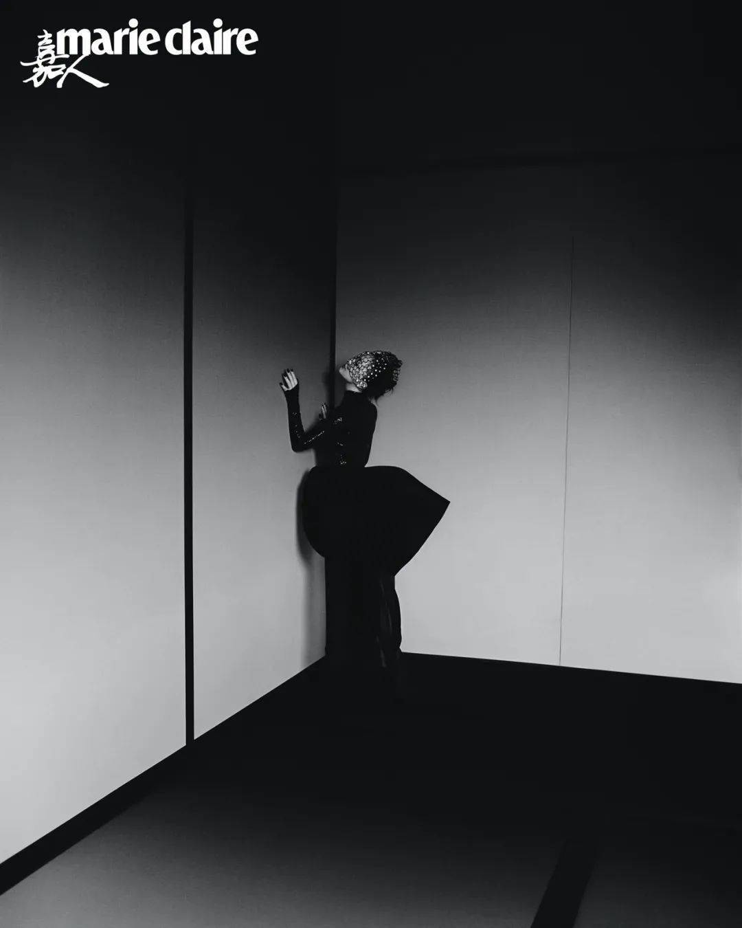 黑色|周迅 旁观｜嘉人封面