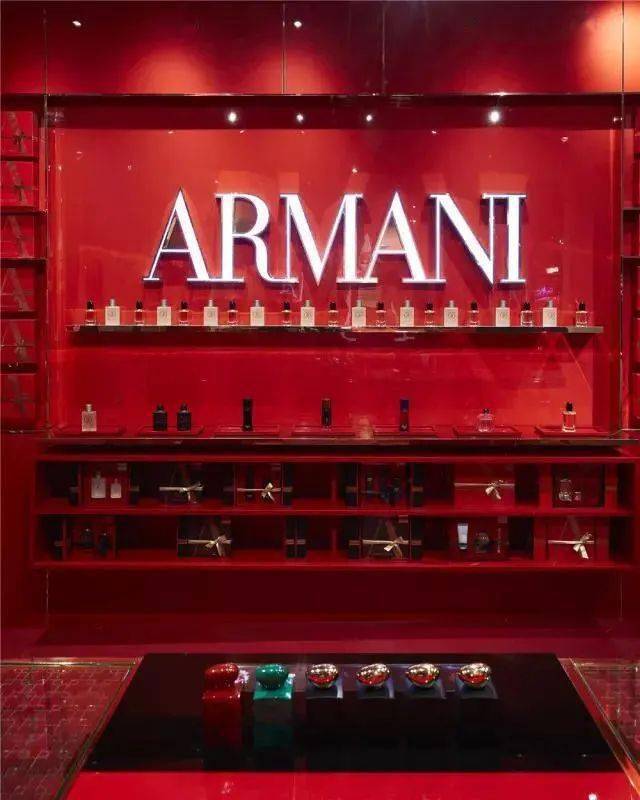 Armani|?美妆博物馆?丨当大牌们都开始认真做彩妆