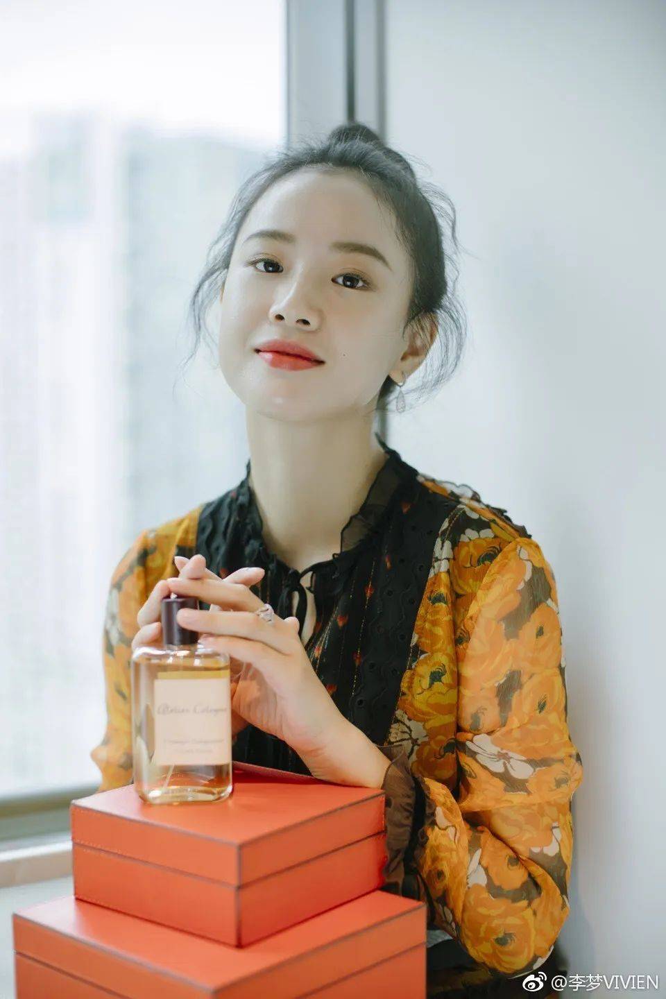 隐秘|因《隐秘的角落》爆红，这个92年小花的“空气脸”也太高级了！