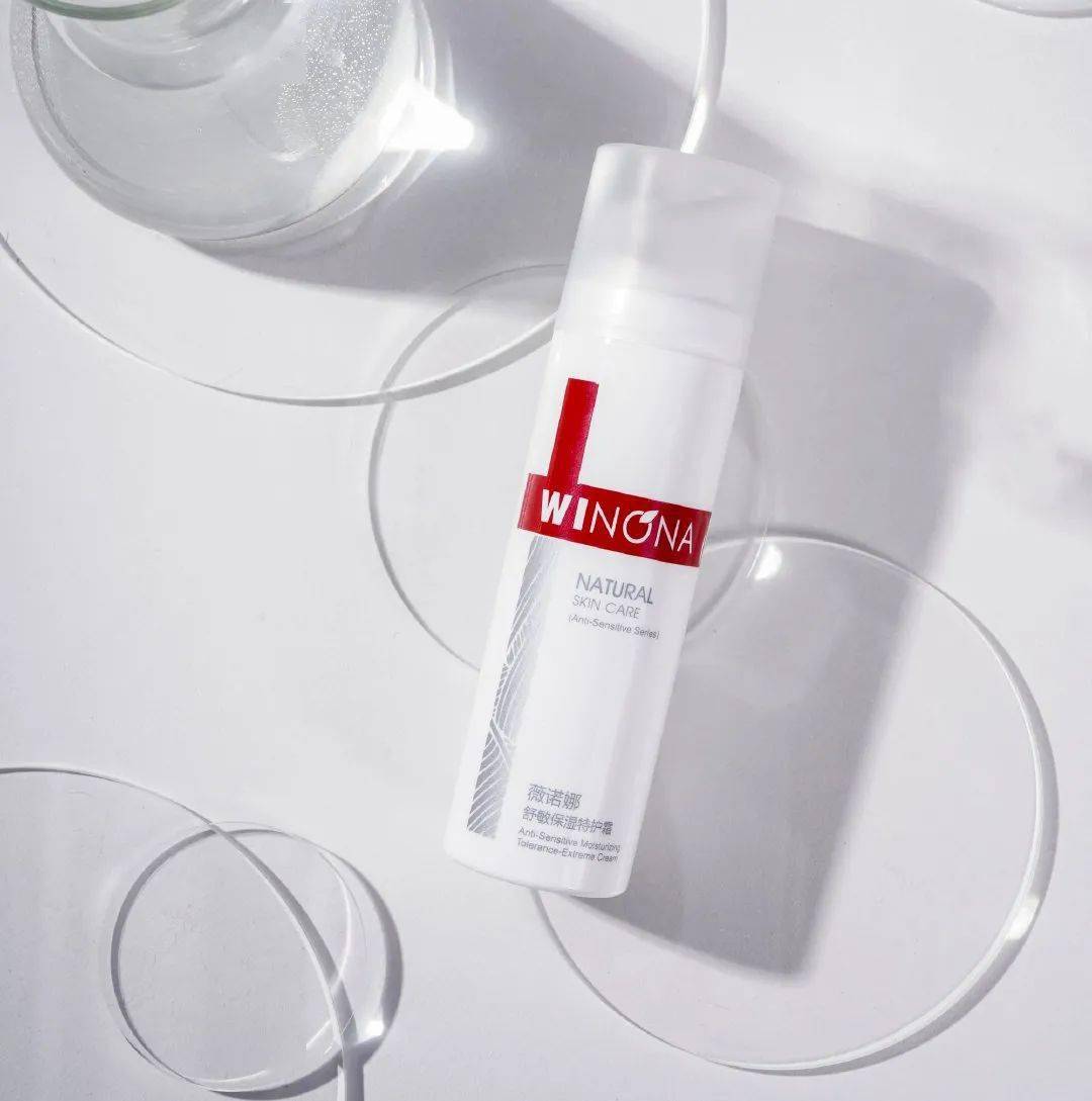 读者|冒痘、泛红、过敏……夏日最需要的保湿舒缓好物都在这一篇! | 读者说