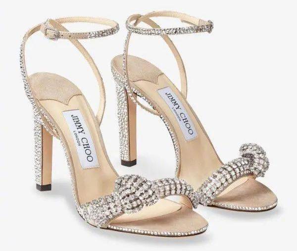 剧中|虽然是神经病，但够时髦就没关系！