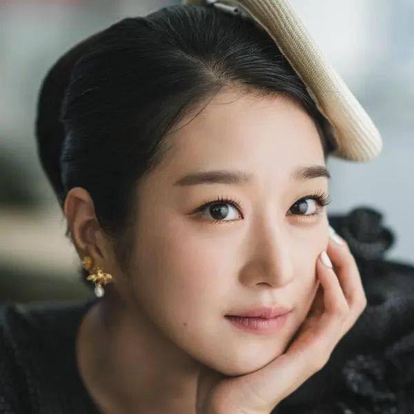 剧中|虽然是神经病，但够时髦就没关系！