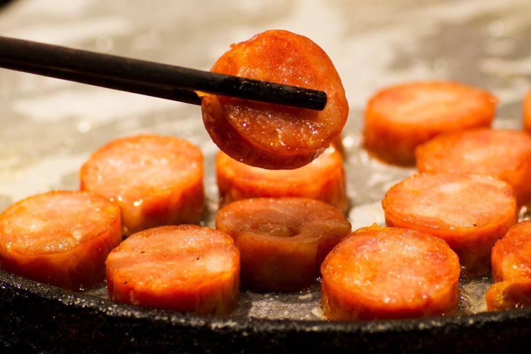 五花肉|酥嫩爆汁！【火遍长沙的“网红烤肉”】78元抢门市价235元 柒酒烤肉 3-4人餐！现切现拌