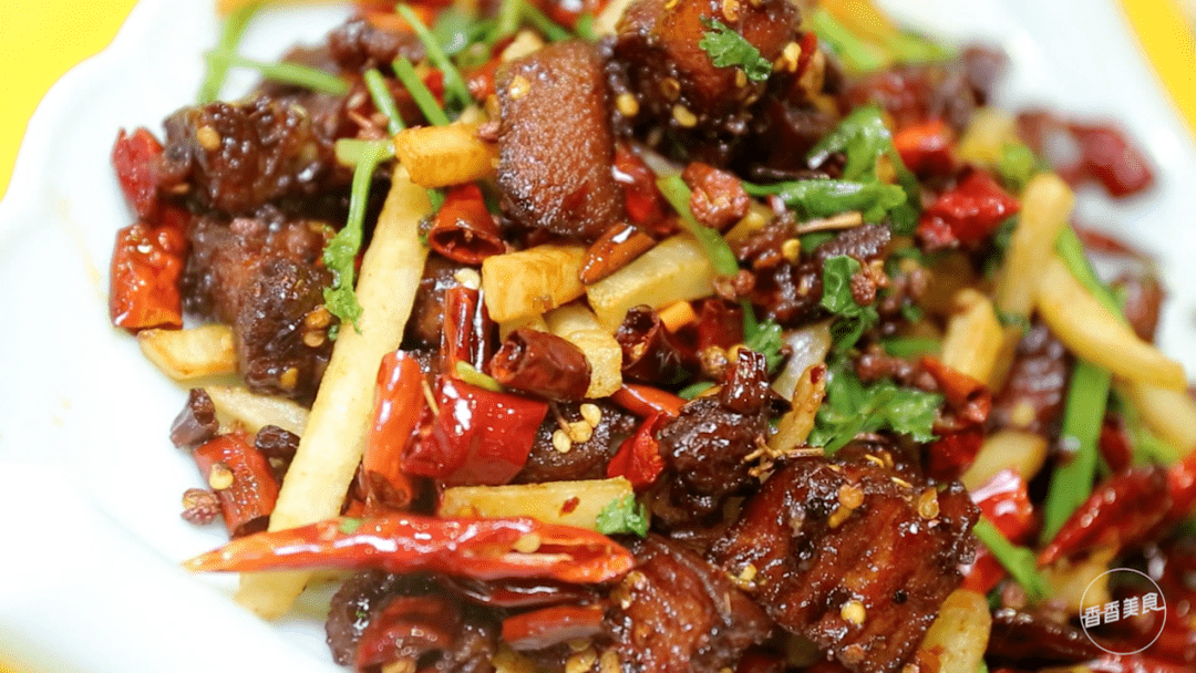 烧烤摊|居然是烧烤店的隐藏吃法挑战认知的特色菜