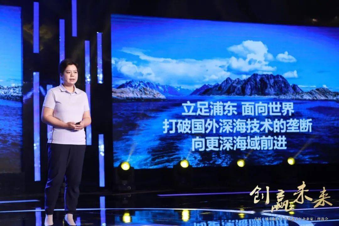 浦东新区 经济总量目标_上海浦东新区(2)