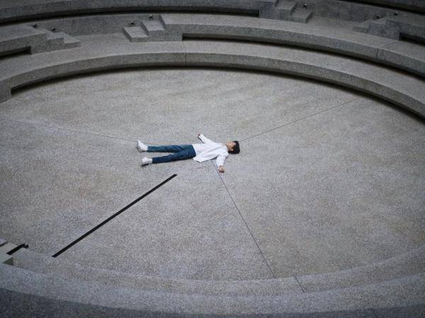 易烊|王源《肆百击》展现四百种可能，王俊凯、易烊千玺鼎力支持！