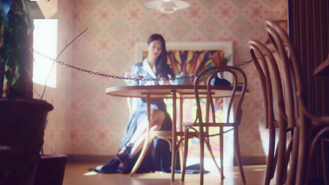 剧中|虽然是神经病，但够时髦就没关系！