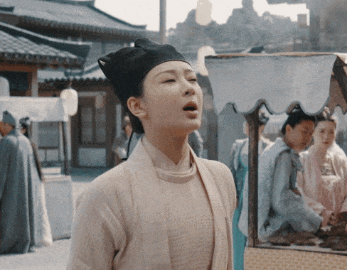 吐槽|热巴新古装造型曝光！发际线被疯狂吐槽，造型师为啥这样对美女？