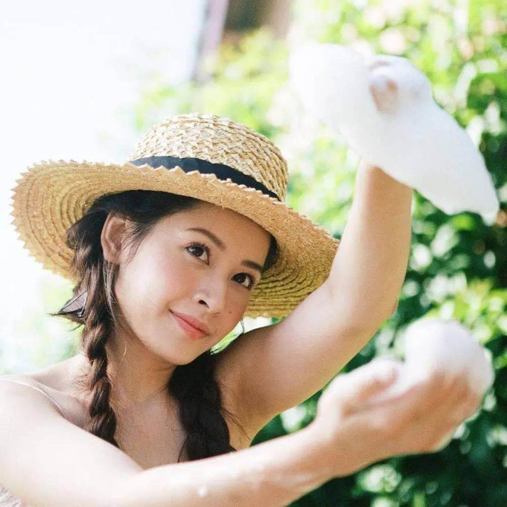 极品|靠犯规身材+绝美颜值成功“上位”！这位人间极品到底什么来头？