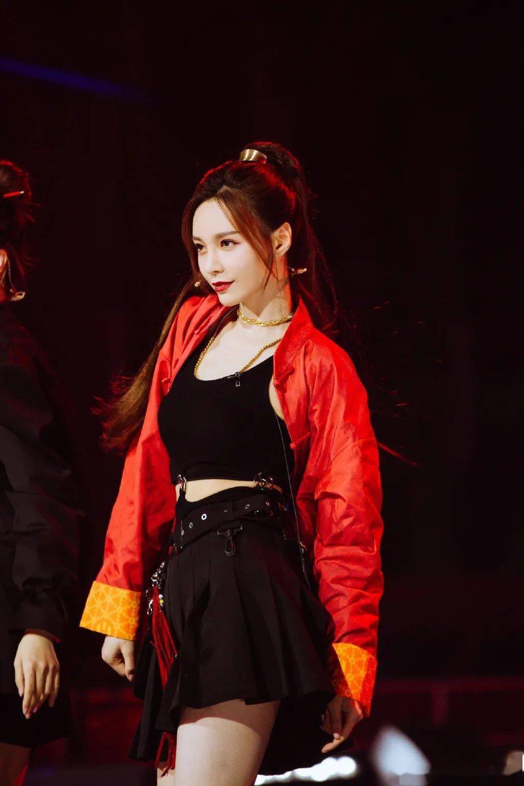 全团|10年霸凌事件再升级！取关另两名队员，一人灭全团的节奏？