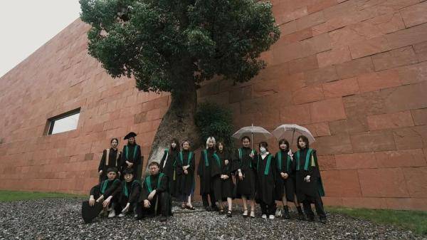 毕业|庚子年·毕业季，最美的青春在这里！快来下载你们的毕业合影