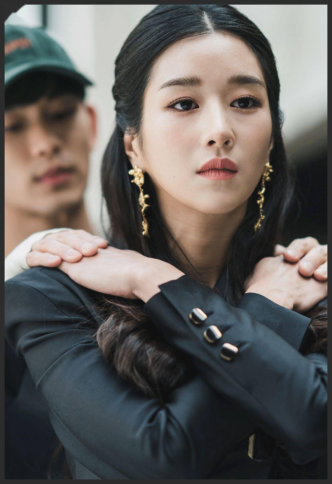 金秀贤|让绿茶闻风丧胆的美艳魔女，凭啥这么嚣张？