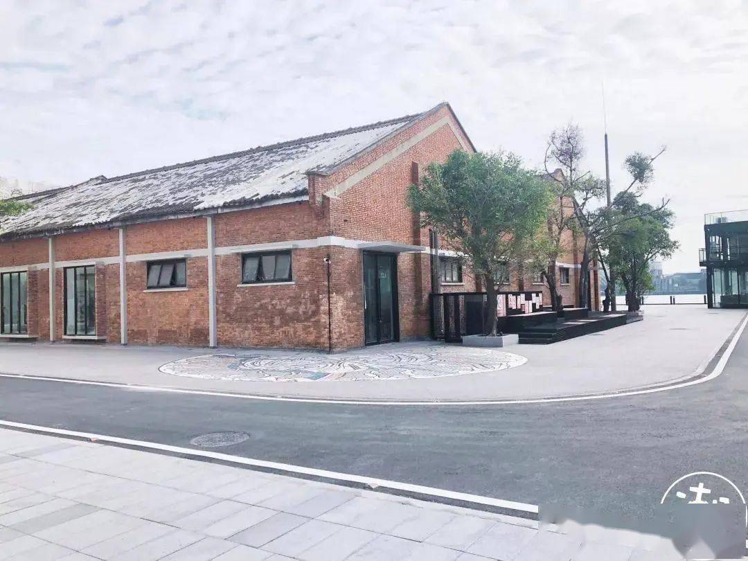 宠儿|解锁广州潮人打卡五大“宠儿”，反手给你一组潮流大片！