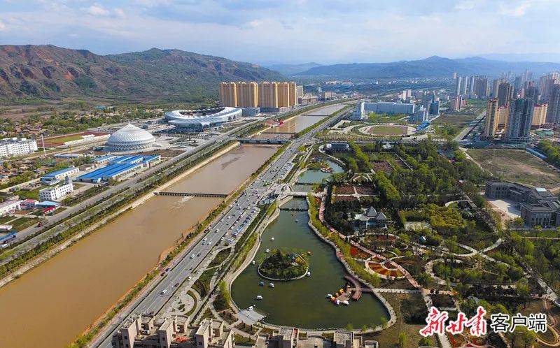 临夏市:小康路上 步履铿锵