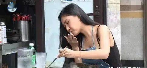 脸蛋|没有一张“漂亮”的脸蛋，却重新定义了美