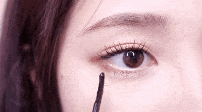 单眼皮|裴珠泫&姜涩琪小分队营业！谁说单眼皮没有春天？