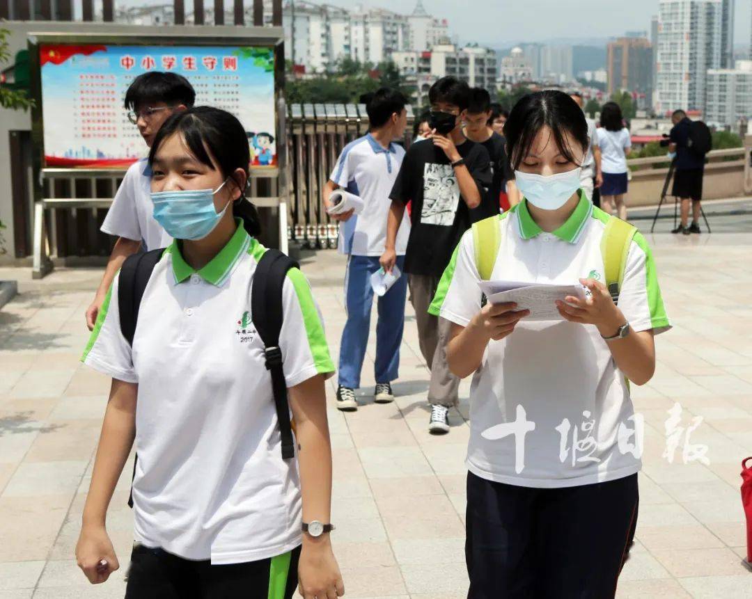 十堰2020年高考排名_十堰2020年中考作文出炉!还有一个重要提醒