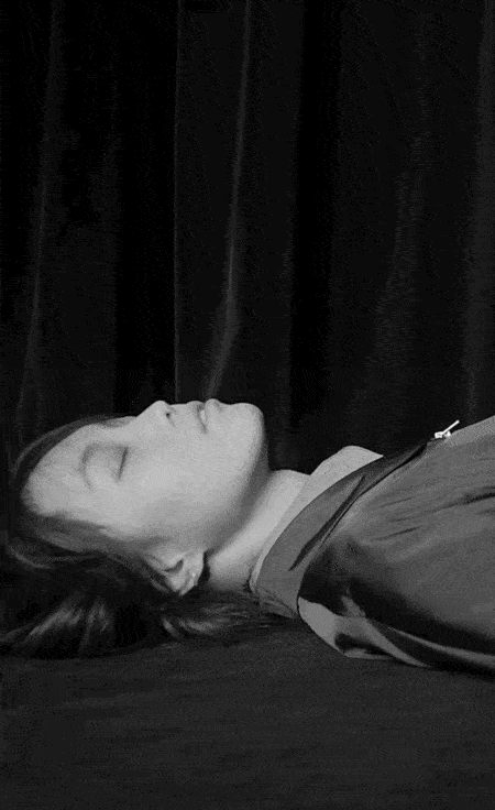 系列|PRADA 2021春夏系列 | 新一季秋衣秋裤玩出性冷淡工业风