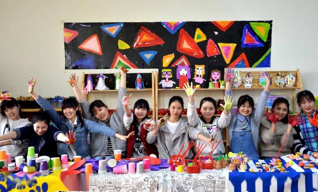 重庆人文科技学排名_合川法院与重庆人文科技学院举行法学实践教学基地