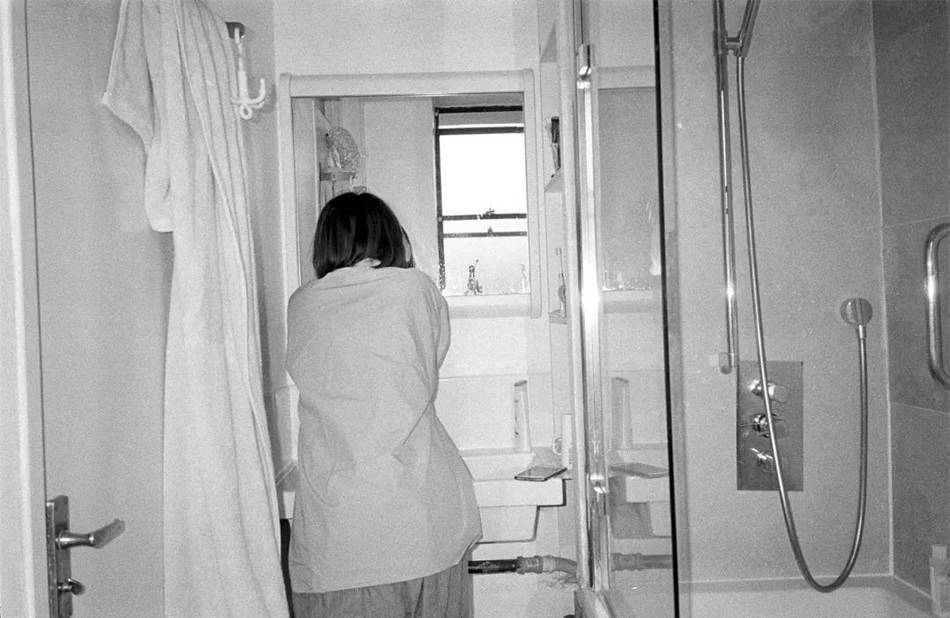 摄影展|看展览｜“时间胶囊”摄影展：《八十年代中学生》上海首展