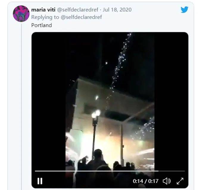 特朗普|美国波特兰对抗军警现场，出了一男一女两个狠人