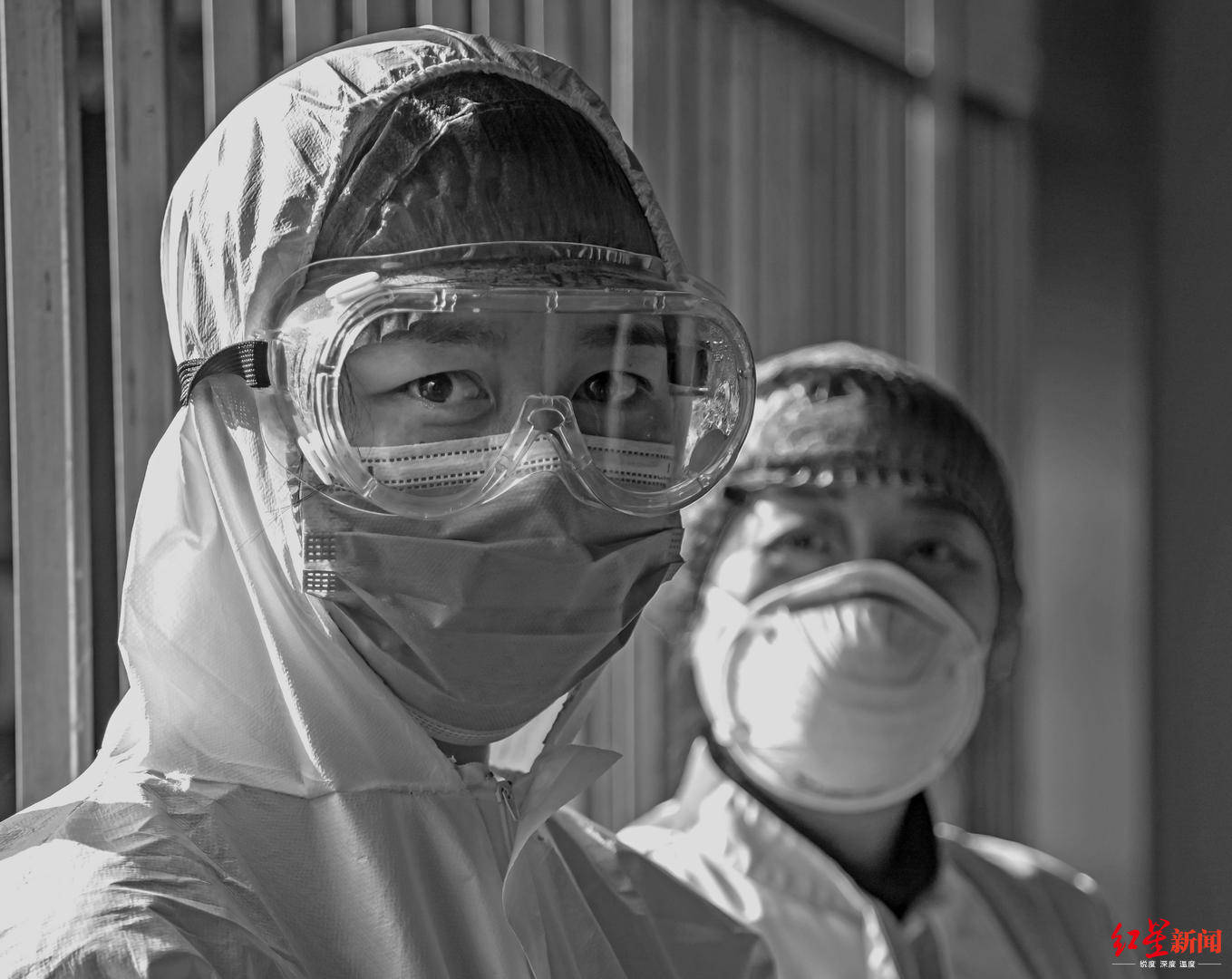 镜头|泪目！那些镜头下的抗“疫”瞬间，你见过吗？