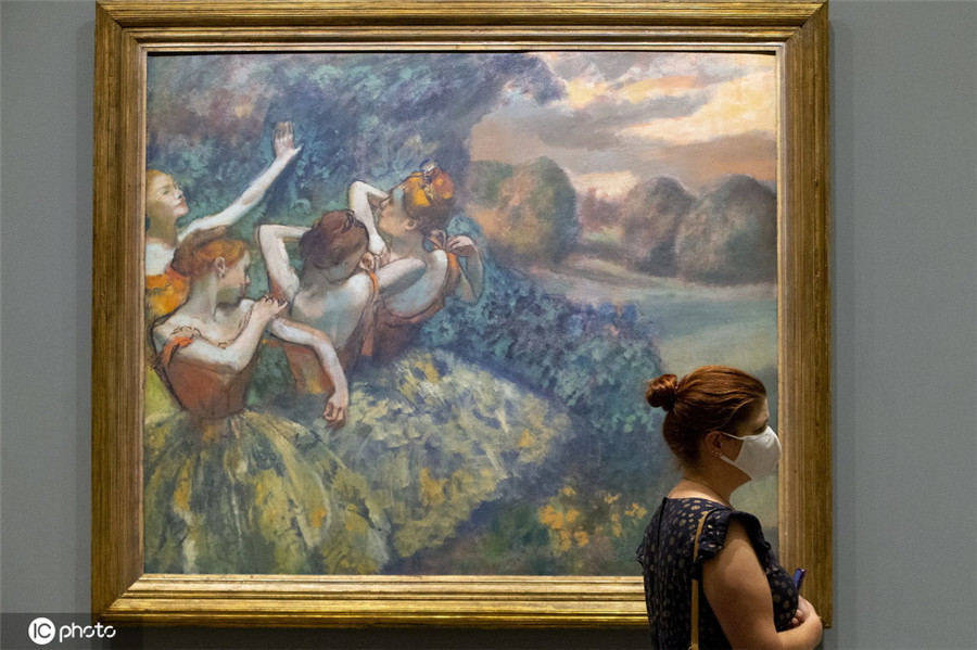 游客|美国国家美术馆开放 吸引游客参观