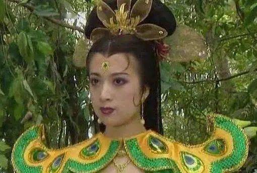 珠宝|布丁:金巧巧自称太洋气演不了农村人?上镜却是个土妞!