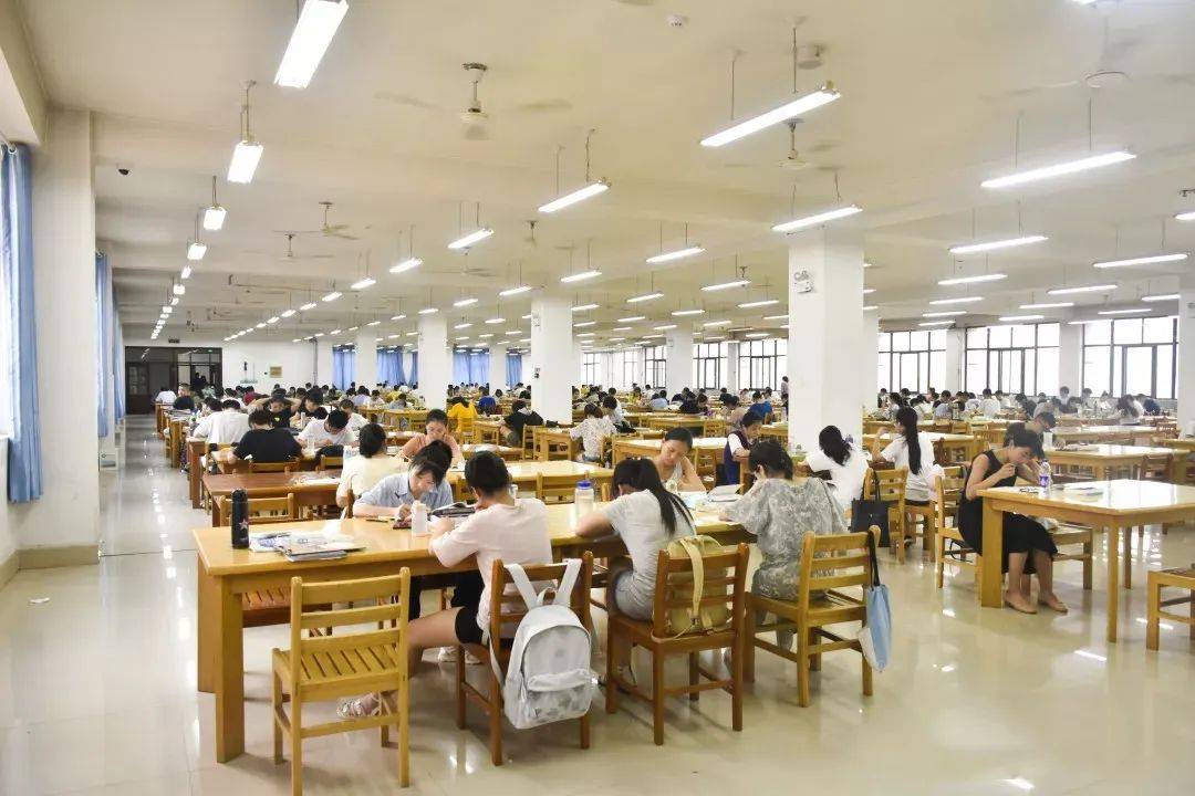 聊城|招生季丨聊城大学“拍了拍”你招生简章了解一下