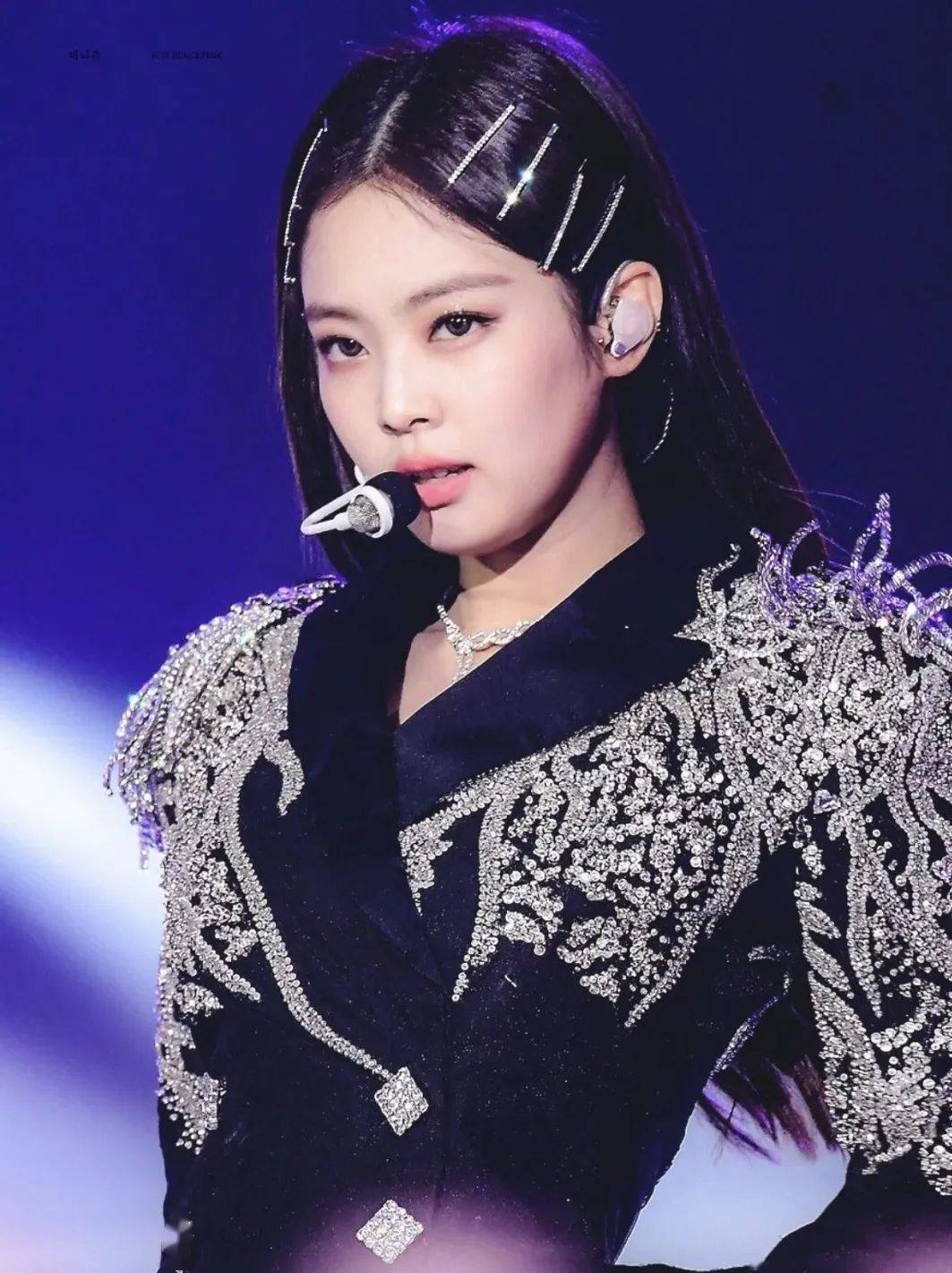 女孩|中了酷女孩的毒，不穿金但必须戴银！