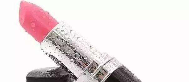 师都|天气热的口红都化了？唇釉才更适合夏天好吗！