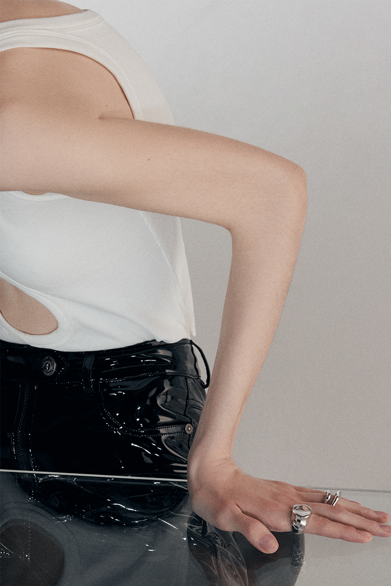 女孩|中了酷女孩的毒，不穿金但必须戴银！