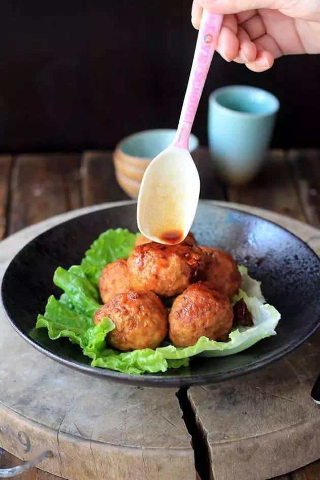 调料|好吃到逆天啦！自制肉丸原来这么简单！香软弹牙、唇齿留香