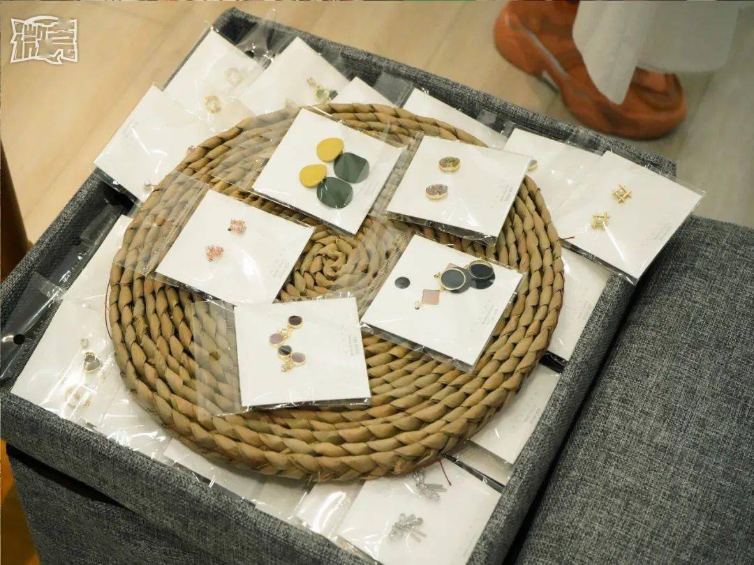 石龙|开业12年，东莞这家服装批发城，怎么样了！