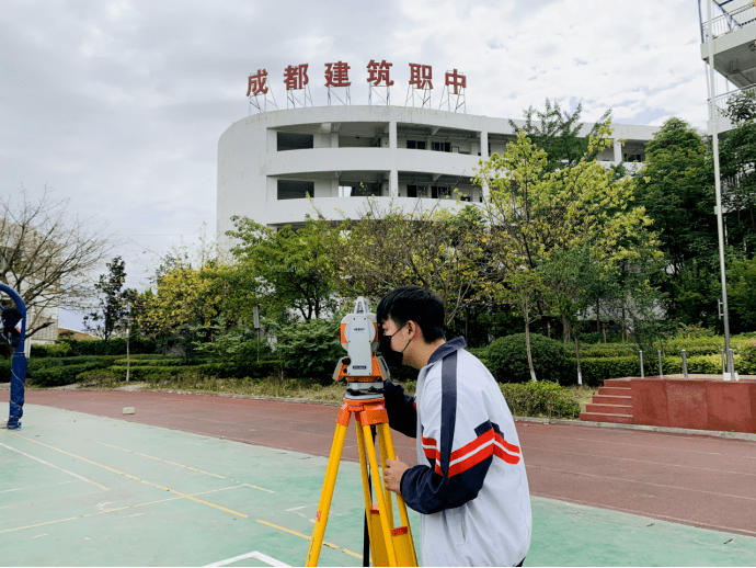 招生面对面 | 成都市建筑职业中专校:专业成就梦想,遇见开启未来