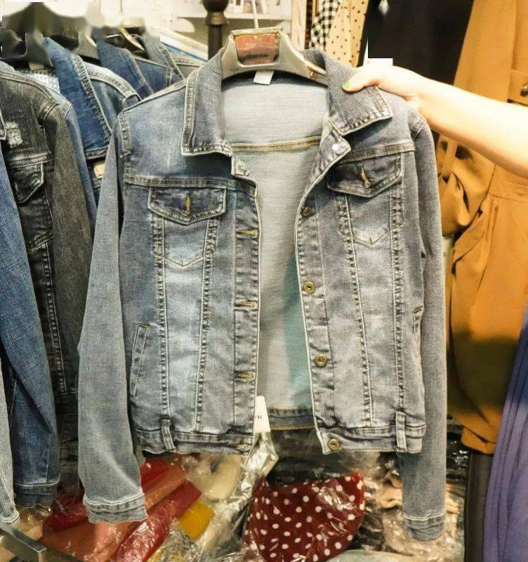 石龙|开业12年，东莞这家服装批发城，怎么样了！